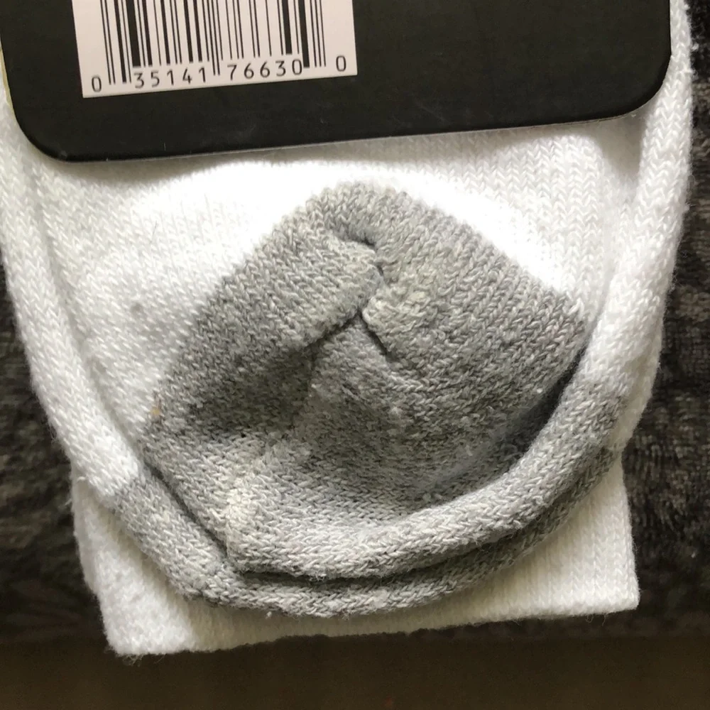 - Men’s Crew Socks